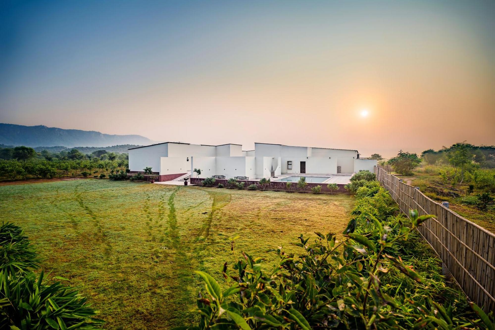 Guldaar Sariska - A Luxury Forest Resort Tehla 外观 照片