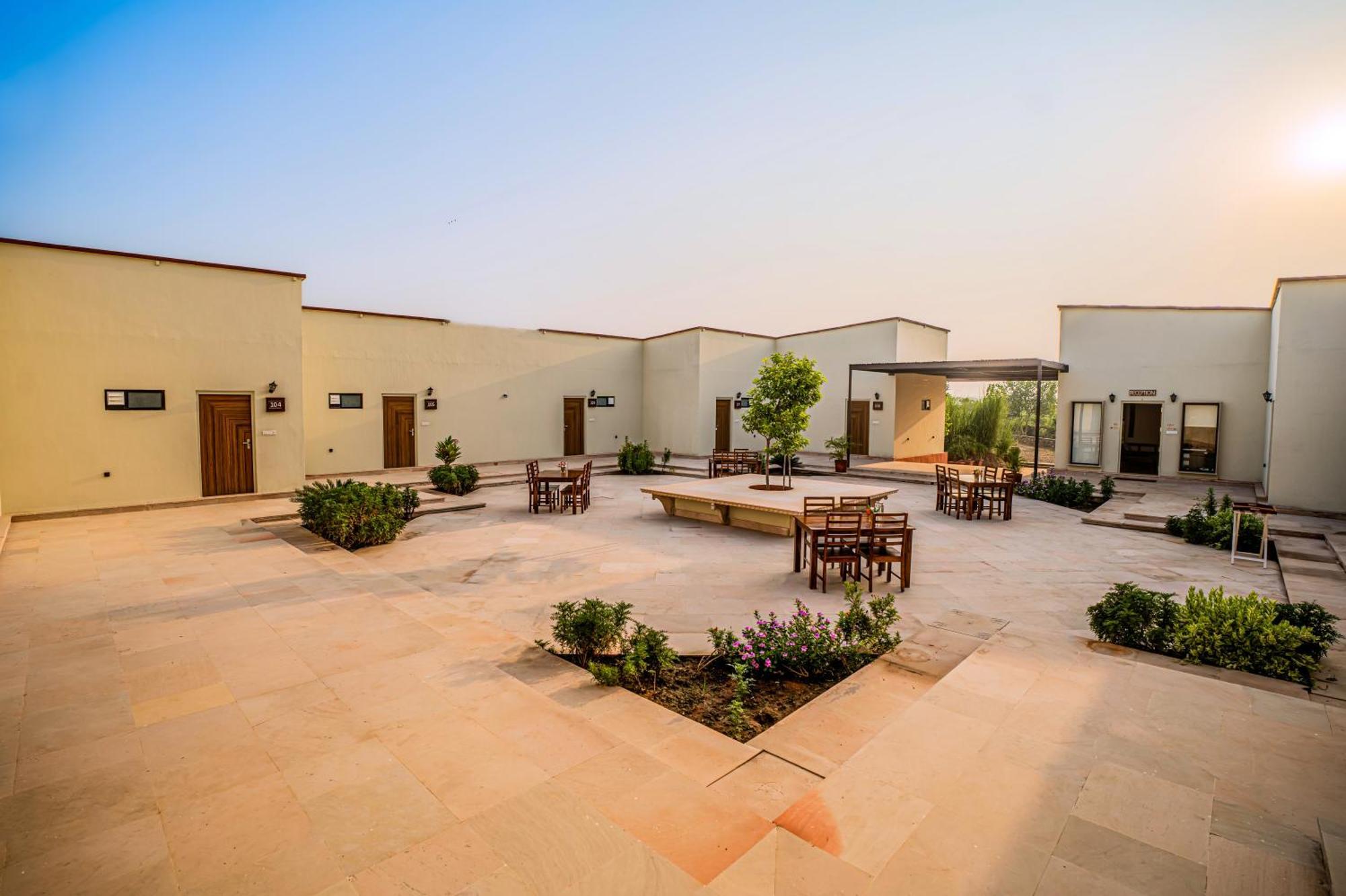 Guldaar Sariska - A Luxury Forest Resort Tehla 外观 照片