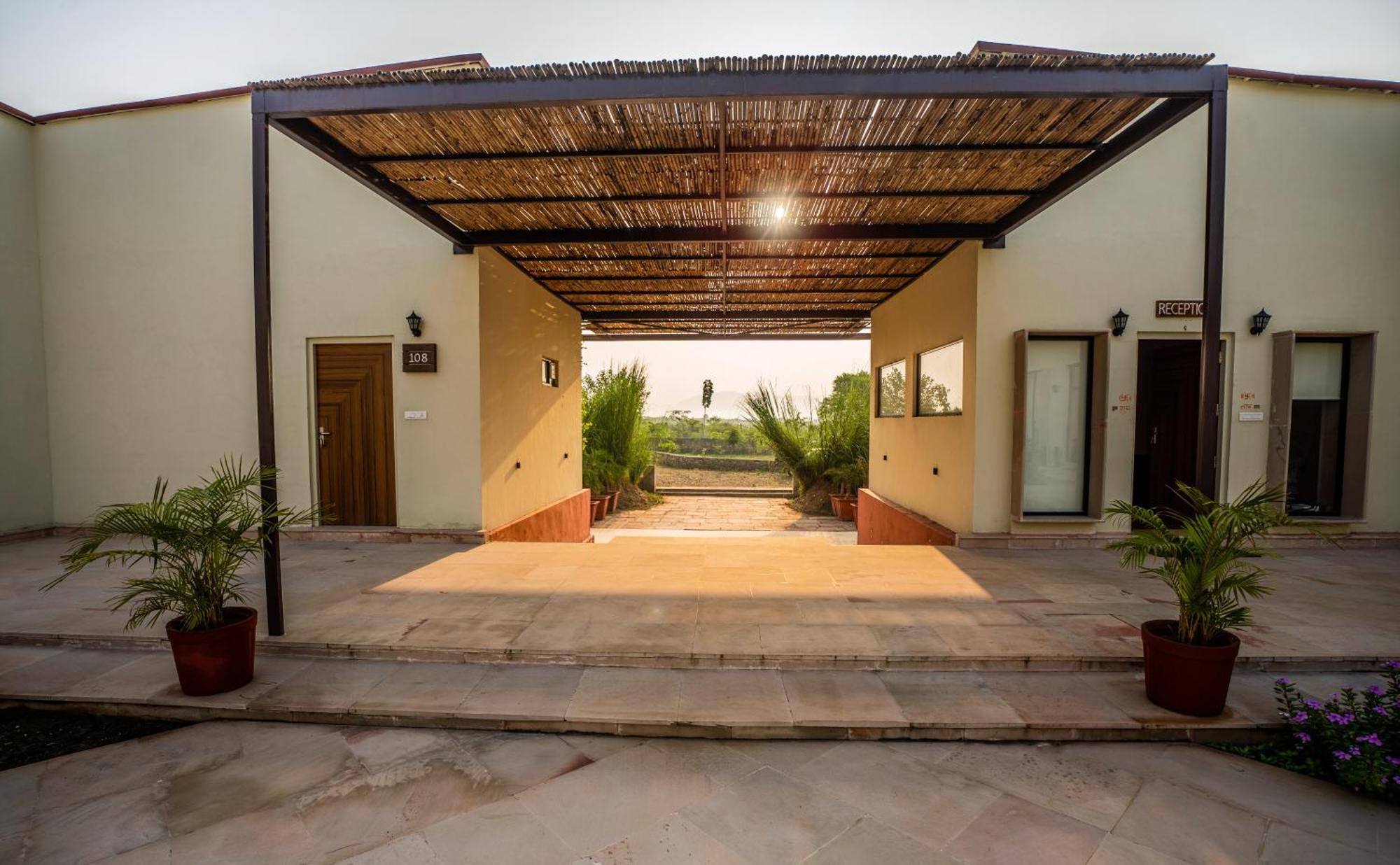 Guldaar Sariska - A Luxury Forest Resort Tehla 外观 照片